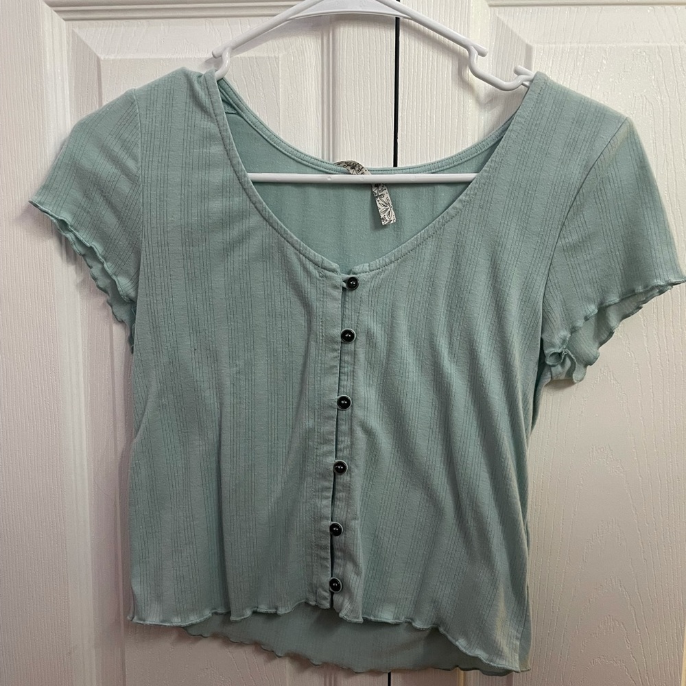 blue crop top